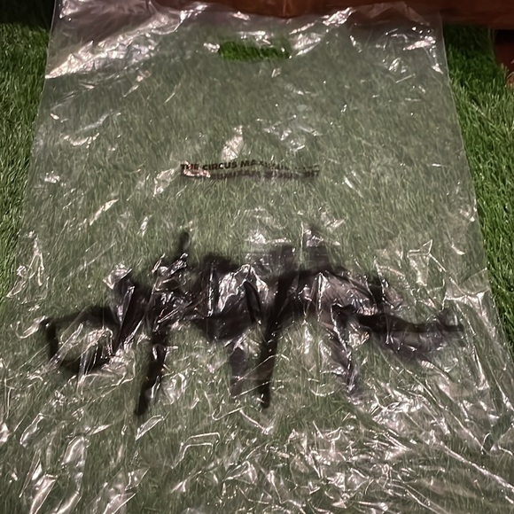 This bag was in the mosh pit of the December 2 Atlanta showing of utopia. - Picture 3 of 3